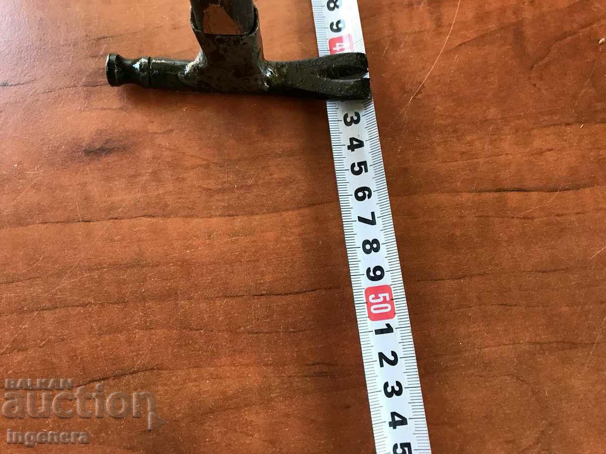 HAMMER HAMMER OLD SMALL TOOL - 6 HAMMER HAMMER OLD SMALL TOOL - 6