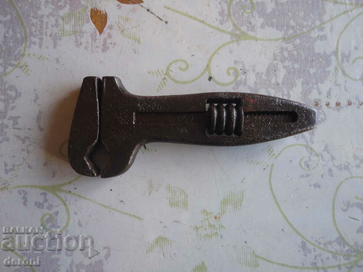 Vintage Army Wrench with price 40.00 BGN | € 20.45 Vintage Army Wrench with price 40.00 BGN | € 20.45
