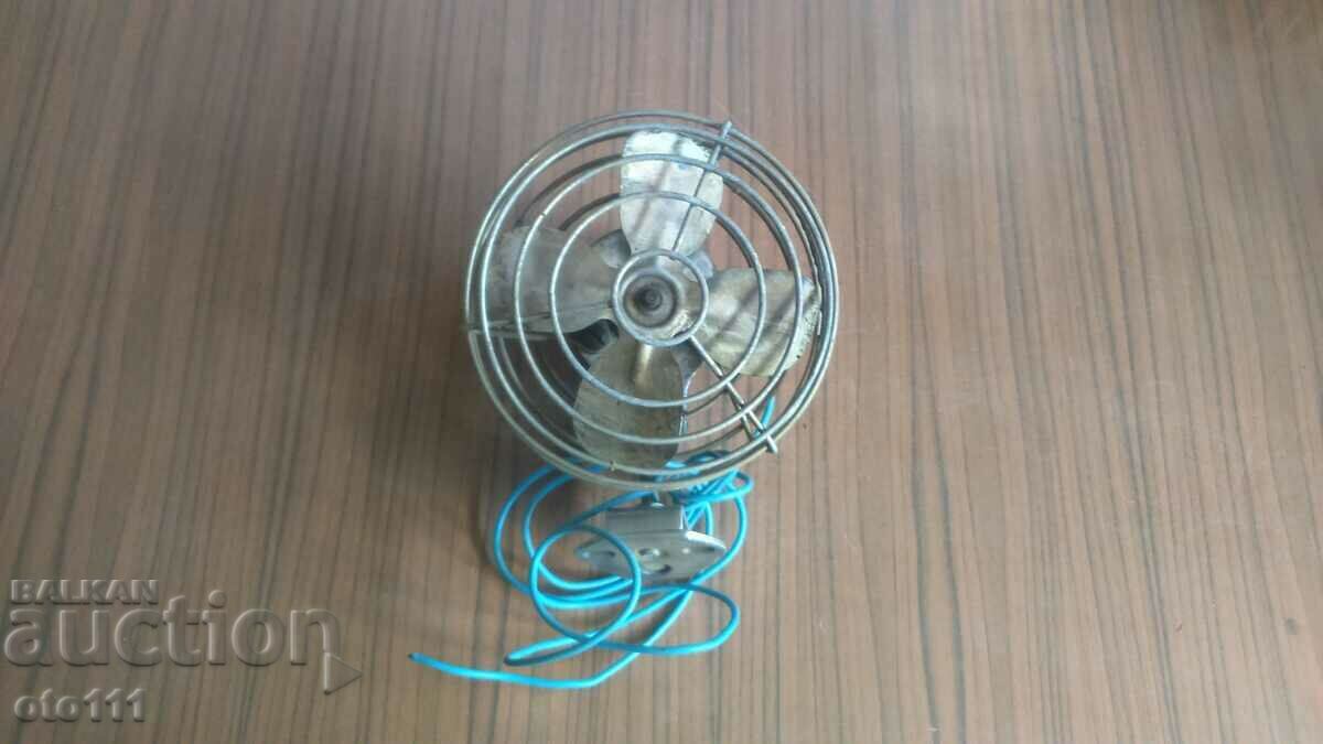 VENTILATOR AUTO RETRO