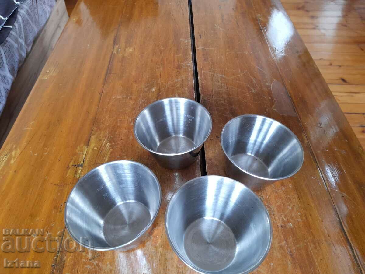 Auction  Old creme caramel bowls