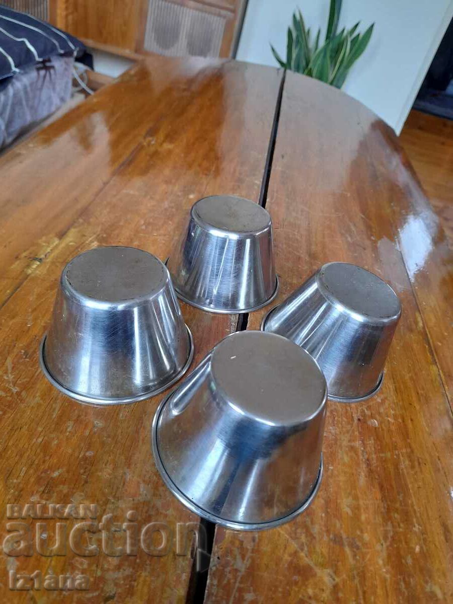 Old creme caramel bowls - 6