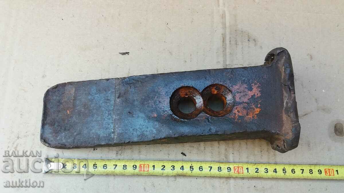 Delivery of SOLID STEEL DAGGER, WEDGE, CUTTER Delivery of SOLID STEEL DAGGER, WEDGE, CUTTER