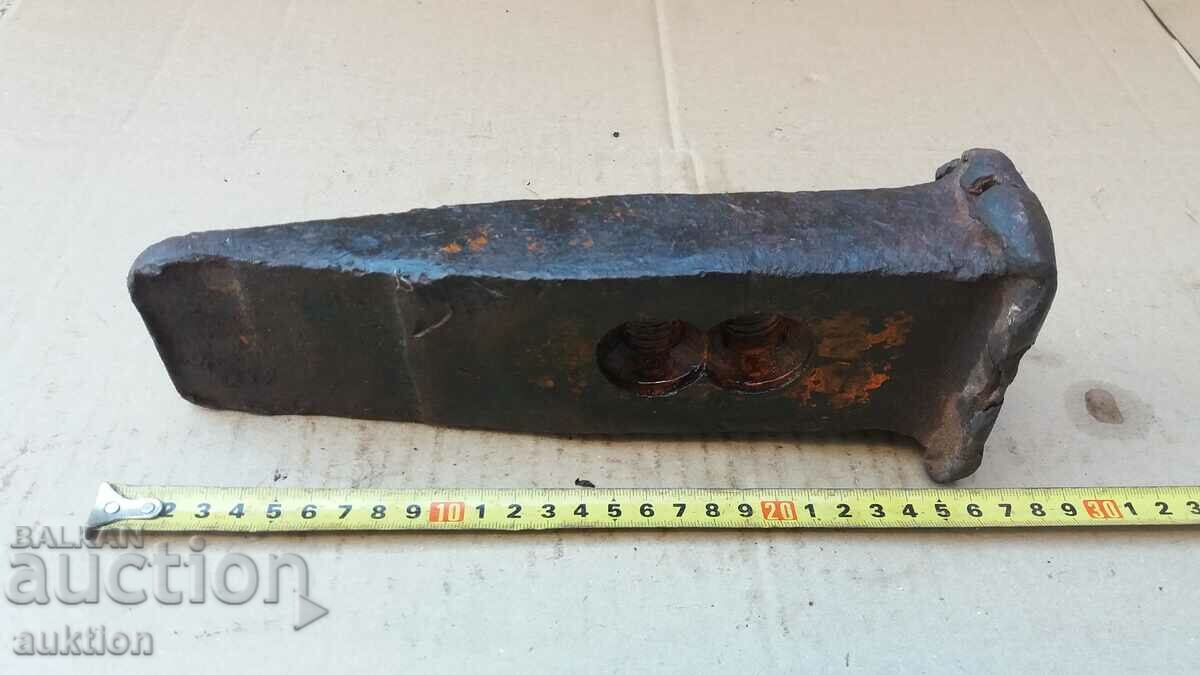 SOLID STEEL DAGGER, WEDGE, CUTTER - 5 SOLID STEEL DAGGER, WEDGE, CUTTER - 5