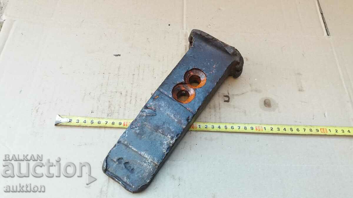 SOLID STEEL DAGGER, WEDGE, CUTTER - 7 SOLID STEEL DAGGER, WEDGE, CUTTER - 7