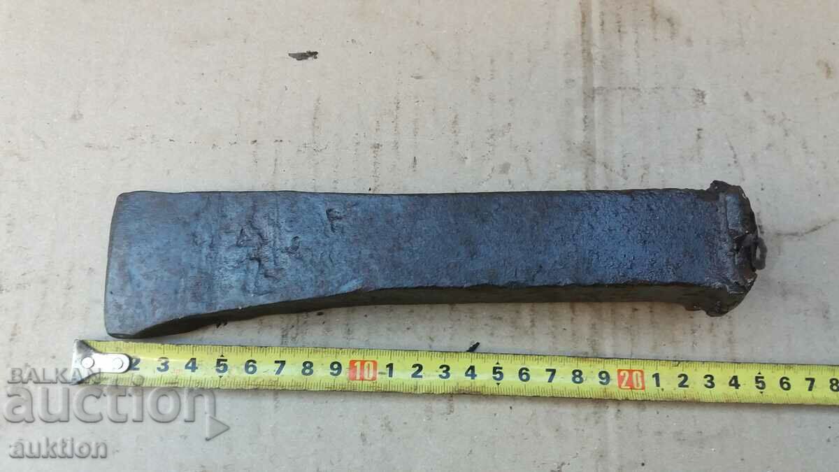 SOLID STEEL DAGGER, WEDGE, CUTTER with price 12.99 BGN | € 6.64 SOLID STEEL DAGGER, WEDGE, CUTTER with price 12.99 BGN | € 6.64