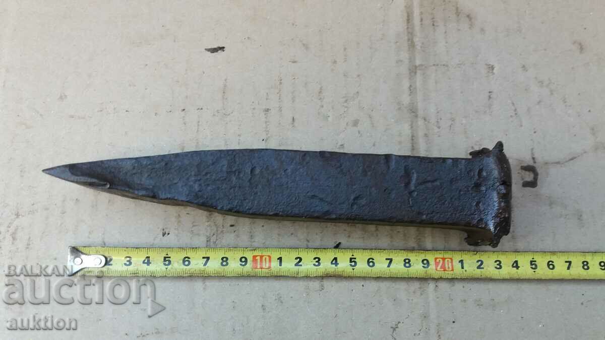 Delivery of SOLID STEEL DAGGER, WEDGE, CUTTER Delivery of SOLID STEEL DAGGER, WEDGE, CUTTER