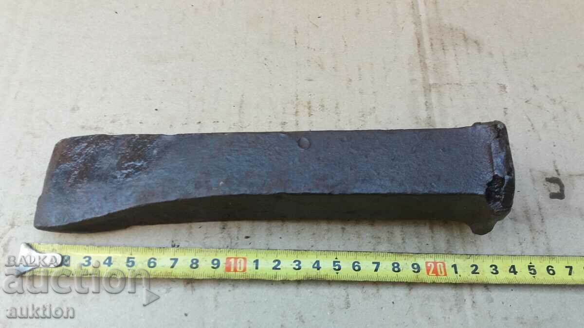 SOLID STEEL DAGGER, WEDGE, CUTTER - 5 SOLID STEEL DAGGER, WEDGE, CUTTER - 5