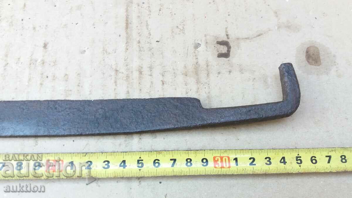 Auction FORGED REVIVAL WOODCUTTING ROCK Auction FORGED REVIVAL WOODCUTTING ROCK