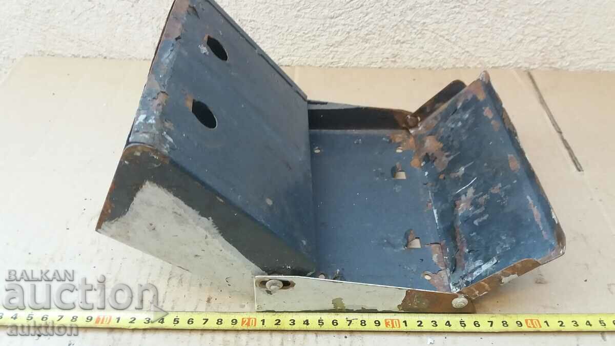 BDZ - SOC. WALL ASHTRAY REMOVED - 5 BDZ - SOC. WALL ASHTRAY REMOVED - 5