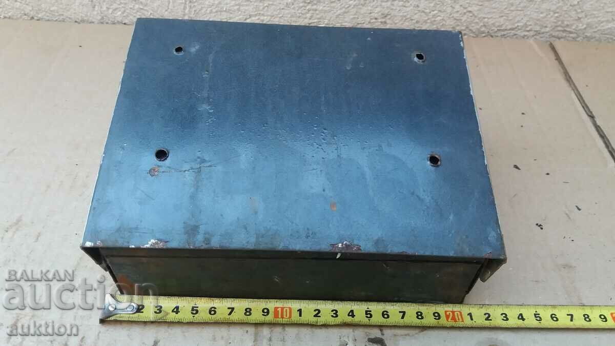 Delivery of BDZ - SOC. WALL ASHTRAY REMOVED Delivery of BDZ - SOC. WALL ASHTRAY REMOVED