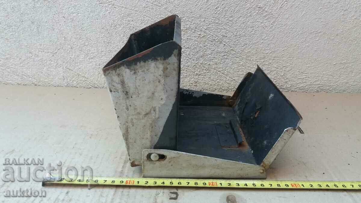 BDZ - SOC. WALL ASHTRAY REMOVED - 5 BDZ - SOC. WALL ASHTRAY REMOVED - 5