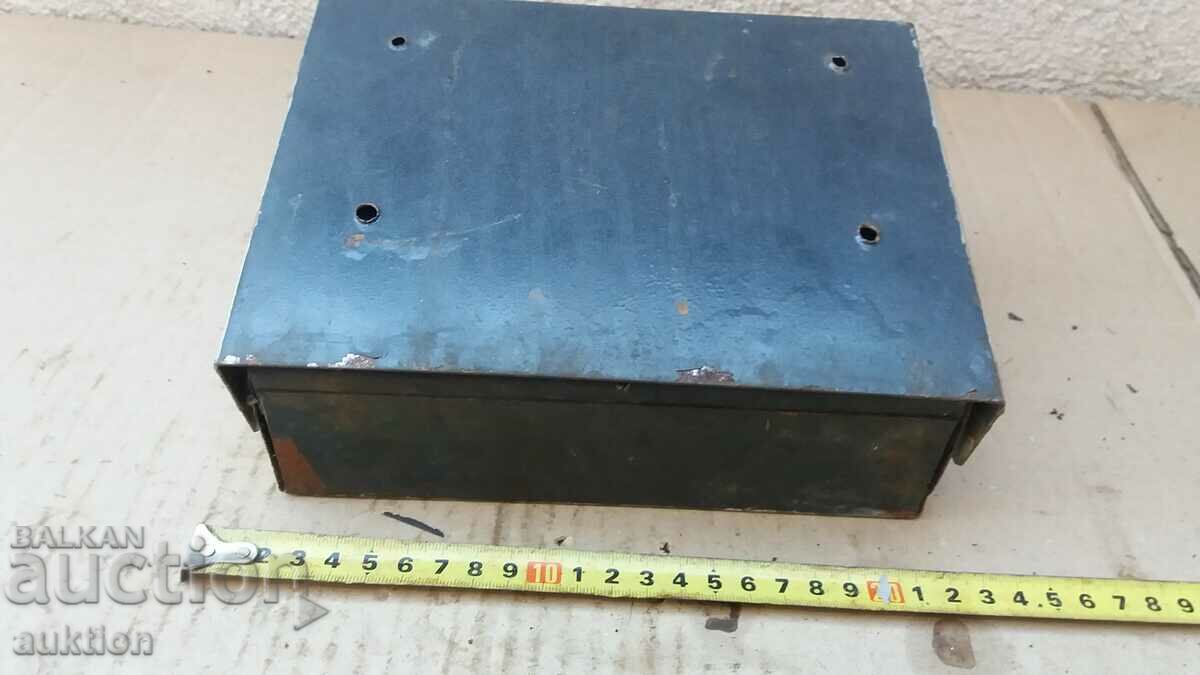 BDZ - SOC. WALL ASHTRAY REMOVED - 6 BDZ - SOC. WALL ASHTRAY REMOVED - 6