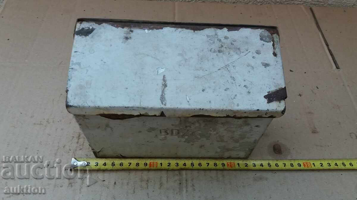 BDZ - SOC. WALL ASHTRAY REMOVED with price 9.99 BGN | € 5.11 BDZ - SOC. WALL ASHTRAY REMOVED with price 9.99 BGN | € 5.11