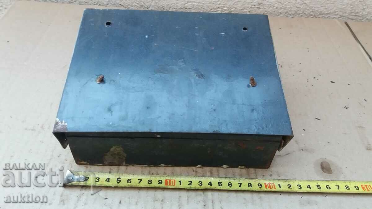 BDZ - SOC. WALL ASHTRAY REMOVED - 5 BDZ - SOC. WALL ASHTRAY REMOVED - 5