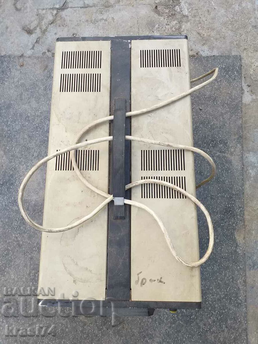 Dispozitiv cu preț 100.00 BGN | € 51.13 Dispozitiv cu preț 100.00 BGN | € 51.13