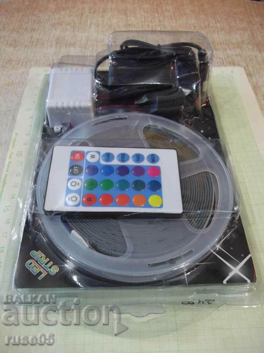 Licitație Set bandă „RGB LED” 5 metri 150 led-uri + controler și alimentare. Licitație Set bandă „RGB LED” 5 metri 150 led-uri + controler și alimentare.