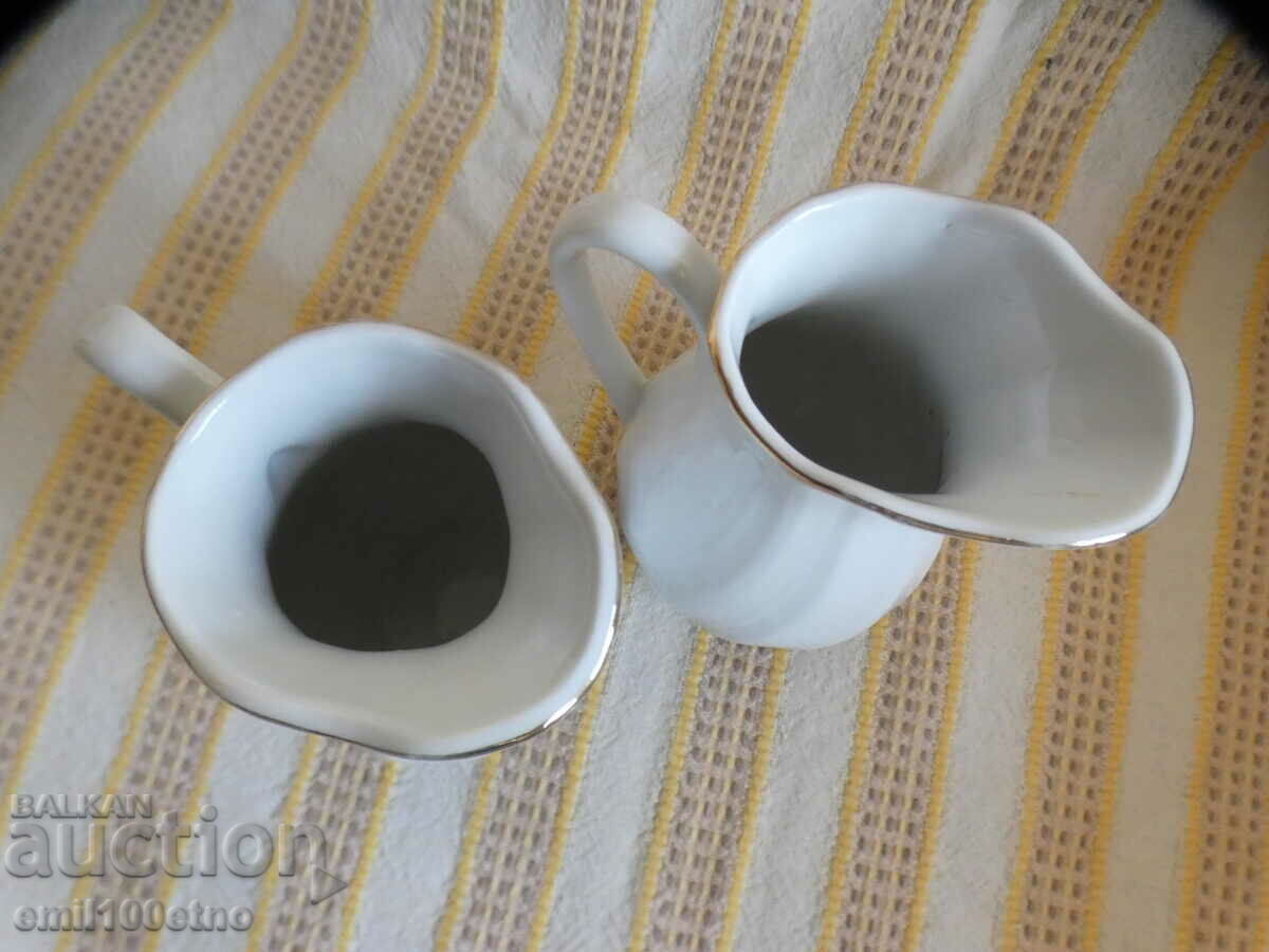 Auction Set of 2 milk jugs porcelain Kitka Novi Pazar Auction Set of 2 milk jugs porcelain Kitka Novi Pazar