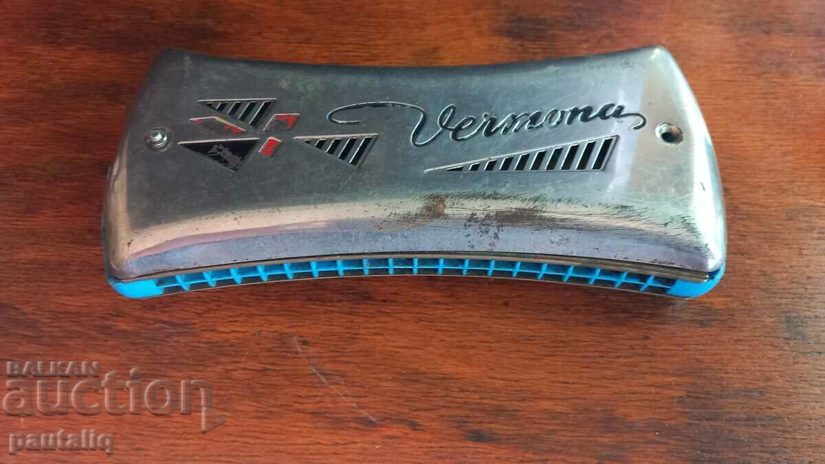 Παράδοση ΑΚΟΡΝΤΕΟΝ ΒΕΡΜΟΝΑΣ Παράδοση ΑΚΟΡΝΤΕΟΝ ΒΕΡΜΟΝΑΣ