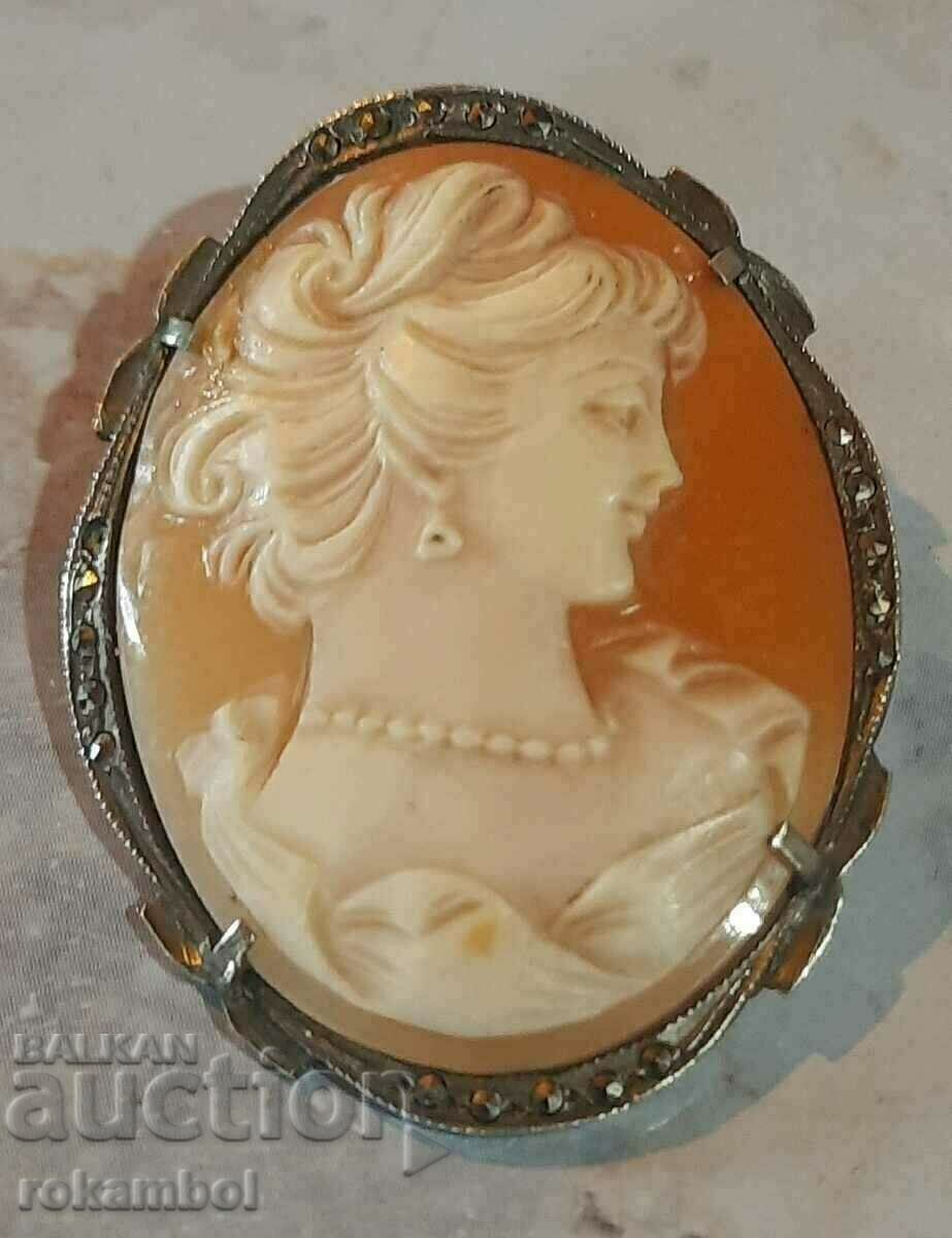 Antique Silver Victorian Cameo Brooch/Pendant Antique Silver Victorian Cameo Brooch/Pendant