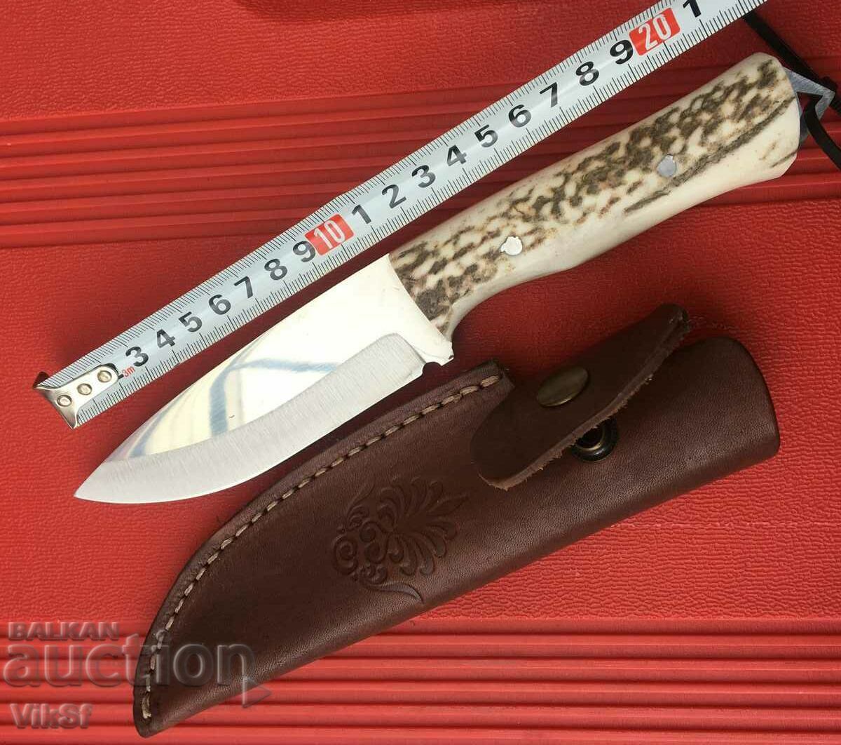 Classic, hand-made knife, red deer antler 115x222