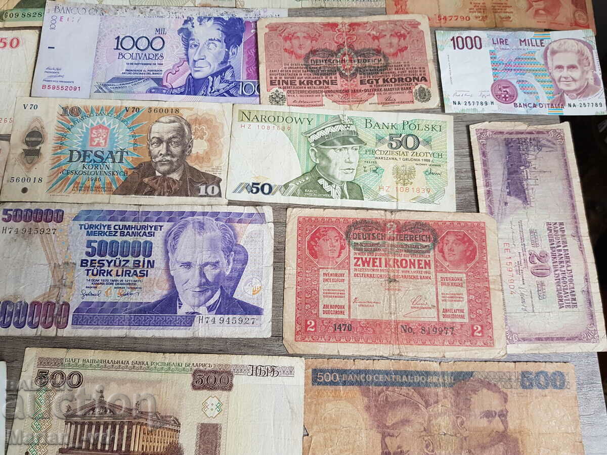 Delivery of Lot of foreign banknotes - 28 pieces Delivery of Lot of foreign banknotes - 28 pieces