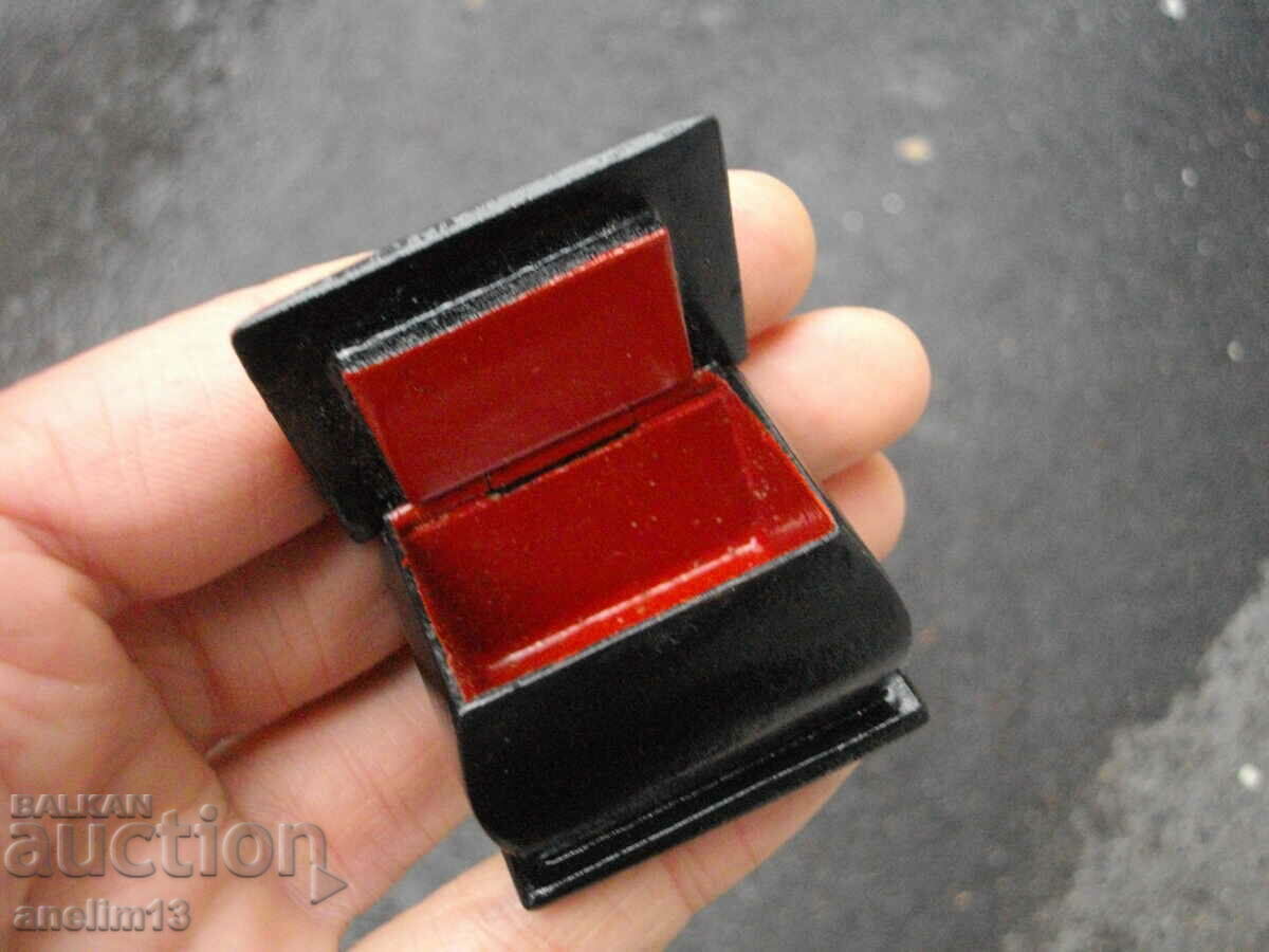 OLD HAND PAINTED USSR JEWELRY BOX - 5