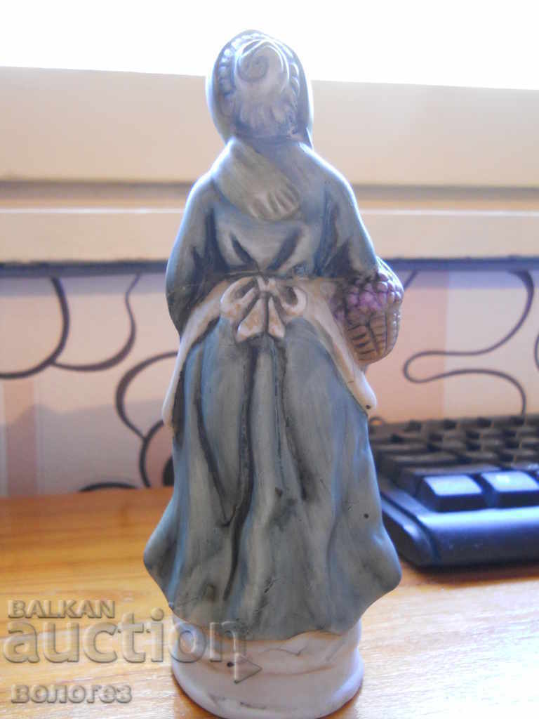 Δημοπρασία Πορσελάνινο ειδώλιο - καλόγρια (Αγγλία)