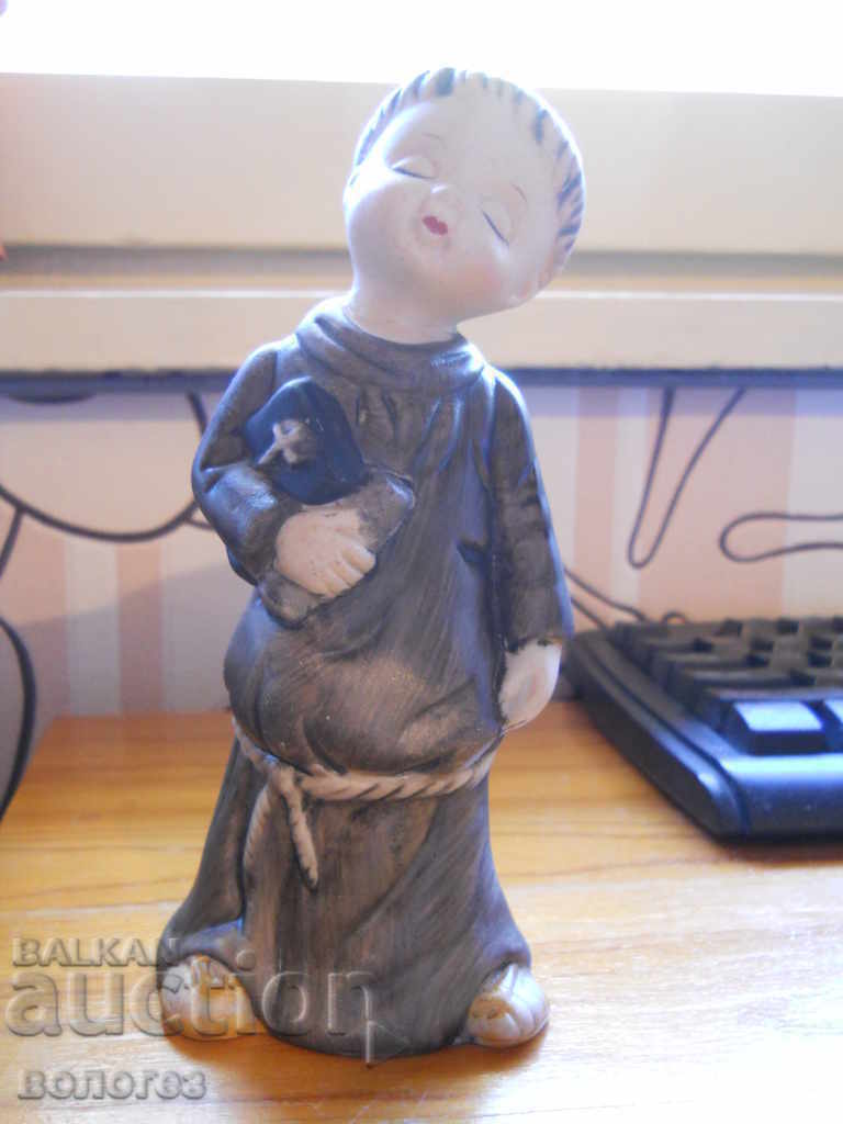 Porcelain figurine - monk (England) Porcelain figurine - monk (England)