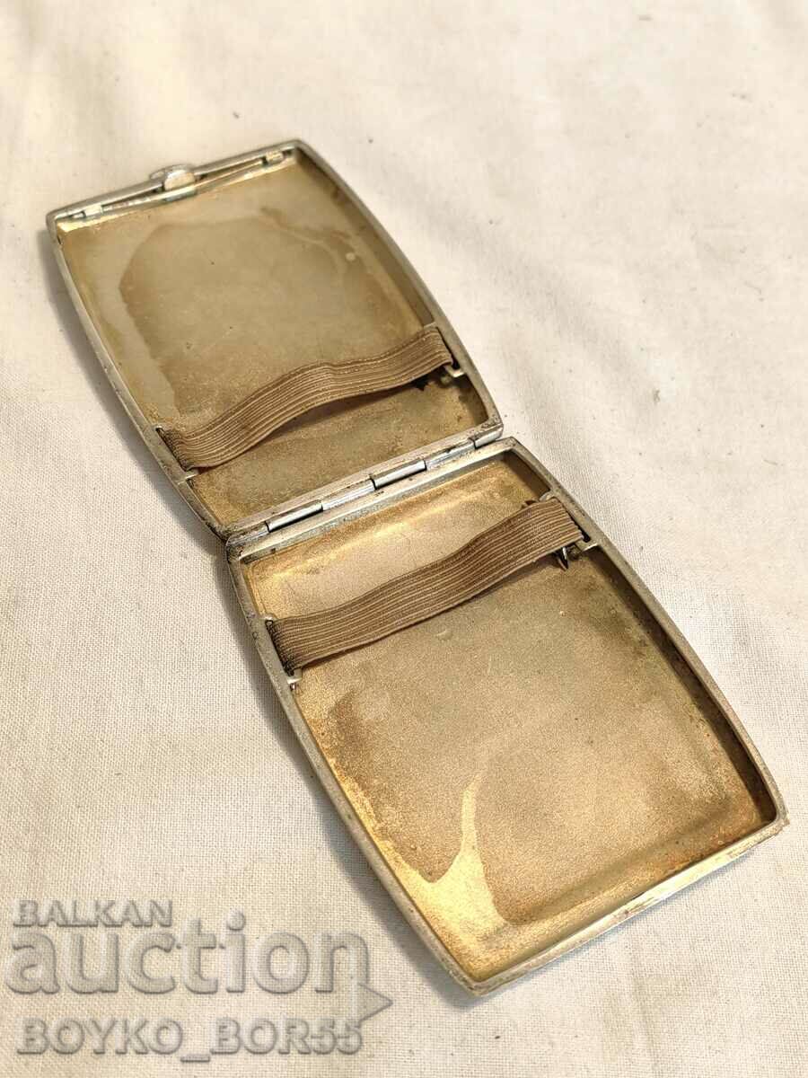 Delivery of Antique Snuff Box with Enamel Delivery of Antique Snuff Box with Enamel