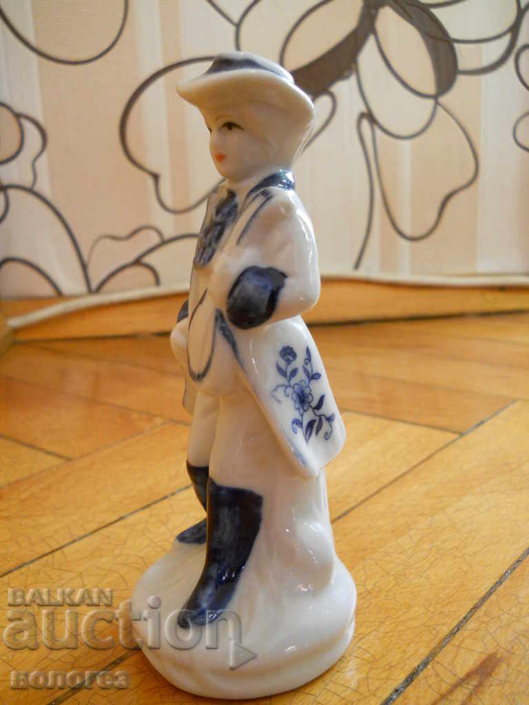 Πορσελάνινο ειδώλιο με τιμή 18.00 BGN | € 9.20 Πορσελάνινο ειδώλιο με τιμή 18.00 BGN | € 9.20