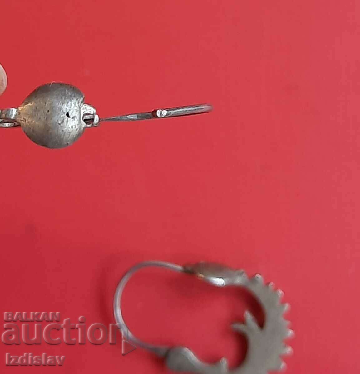 Delivery of A pair of antique renaissance silver earrings Delivery of A pair of antique renaissance silver earrings