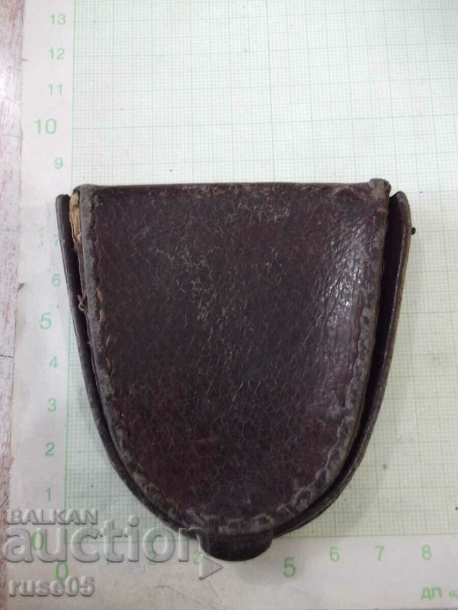 Genuine leather purse a little old from the soca with price 7.00 BGN | € 3.58 Genuine leather purse a little old from the soca with price 7.00 BGN | € 3.58