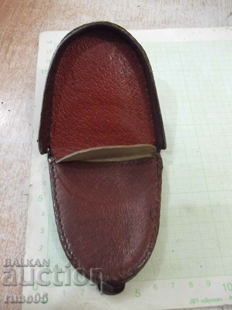 Auction Genuine leather purse a little old from the soca Auction Genuine leather purse a little old from the soca