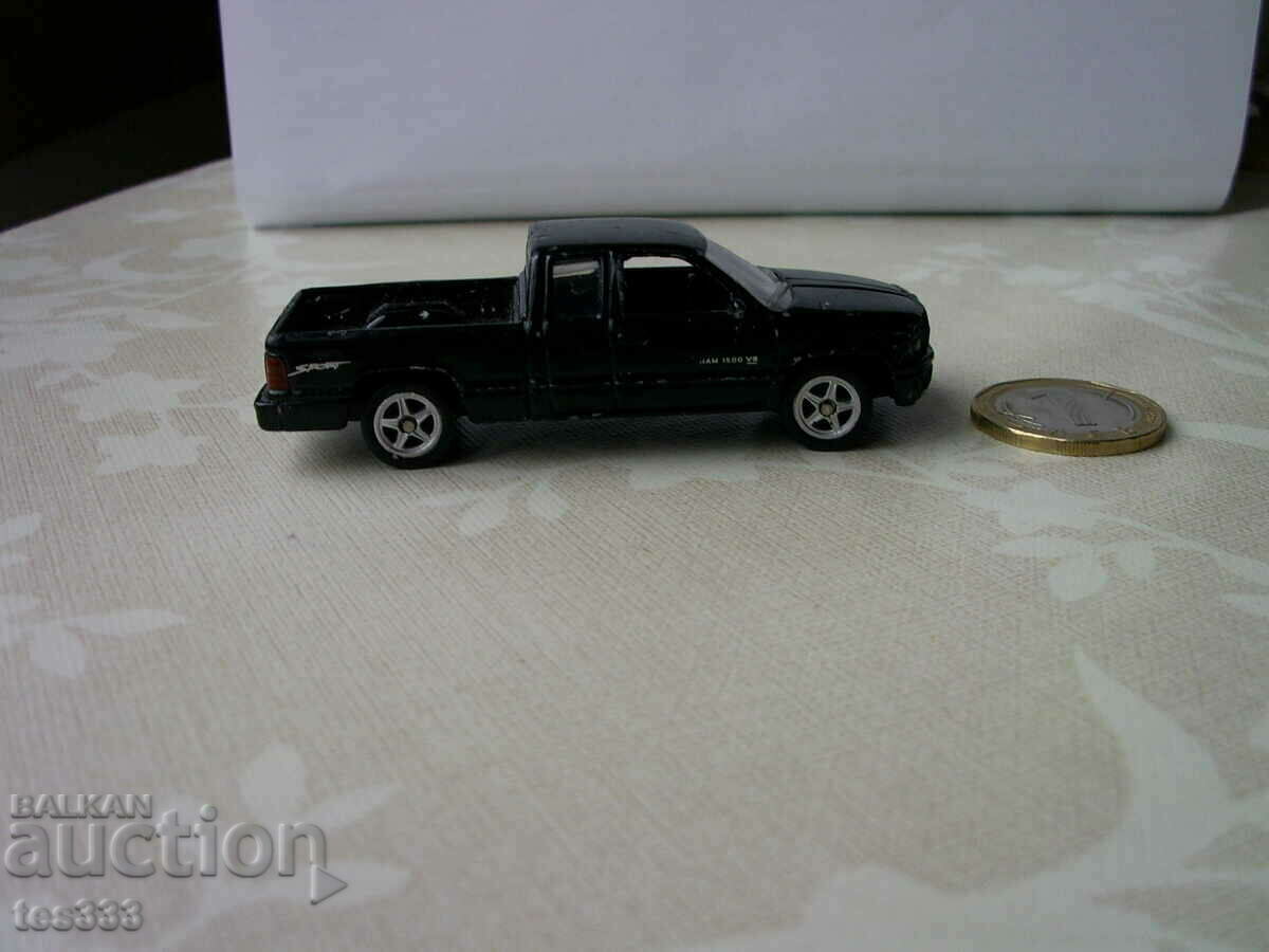 Licitație Welly China 52049 DaimlerChrysler 2002 DODGE RAM