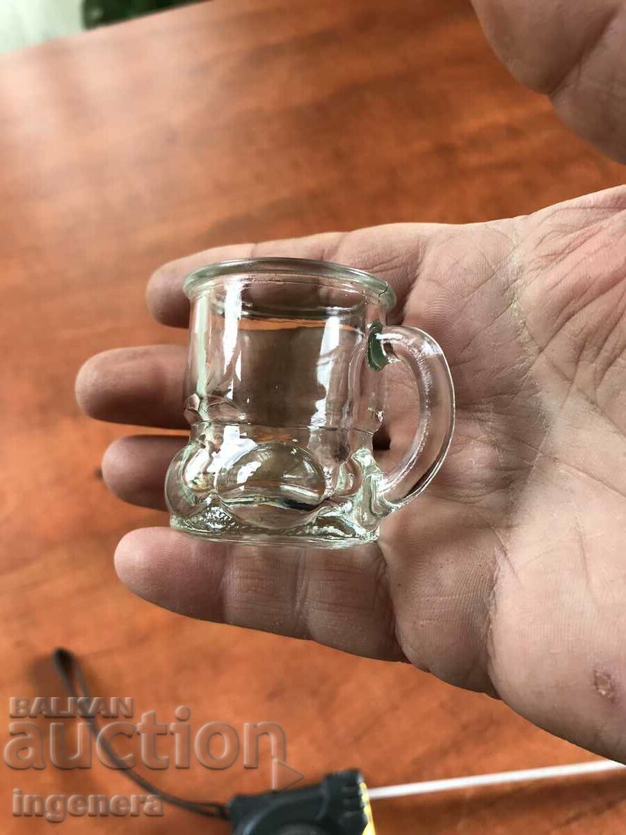 Auction GLASS CUPS THICK GLASS EMBOSSED FROM SOCA FOR BRANDY - 5 PCS. Auction GLASS CUPS THICK GLASS EMBOSSED FROM SOCA FOR BRANDY - 5 PCS.