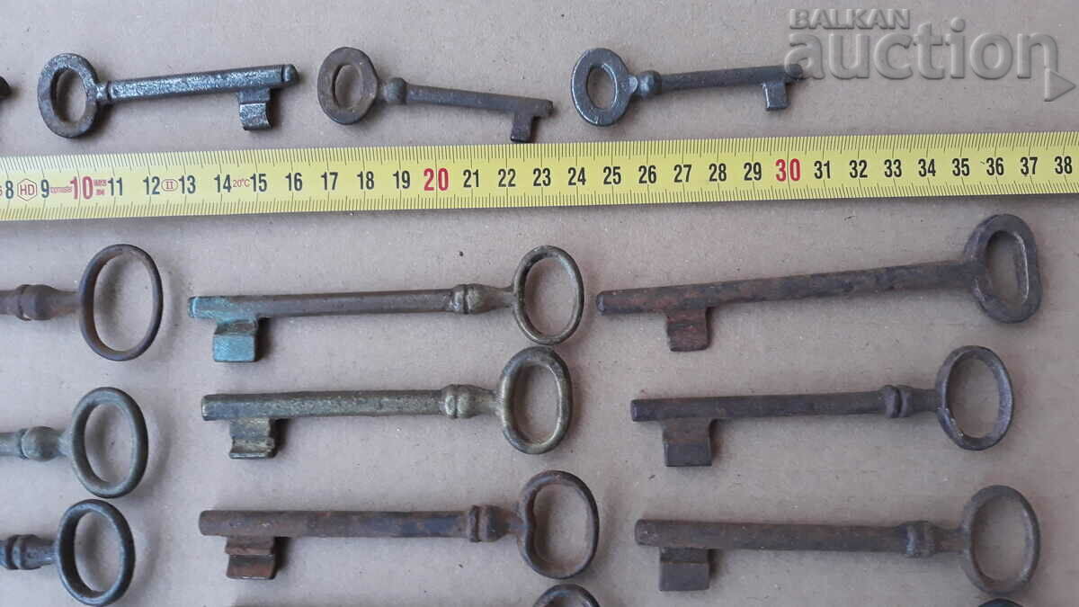 Antique key lock latch lot keys keys - 5