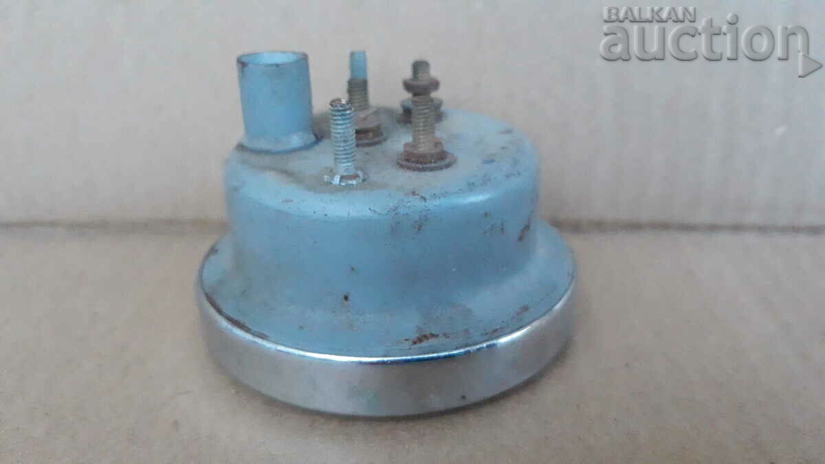 Delivery of retro auto device petrol gauge volga seagull