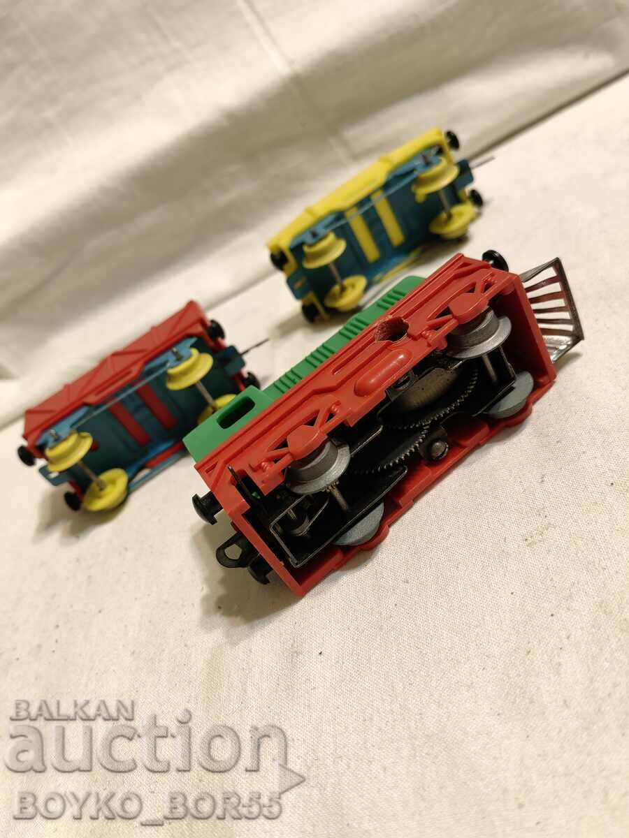 Auction Star Sots Set Locomotive and Wagons Auction Star Sots Set Locomotive and Wagons