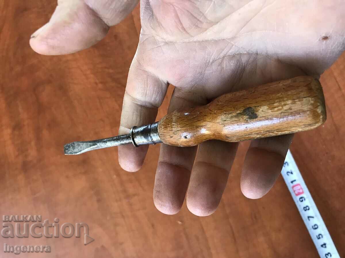 Auction SCREWDRIVER OLD TOOL Auction SCREWDRIVER OLD TOOL