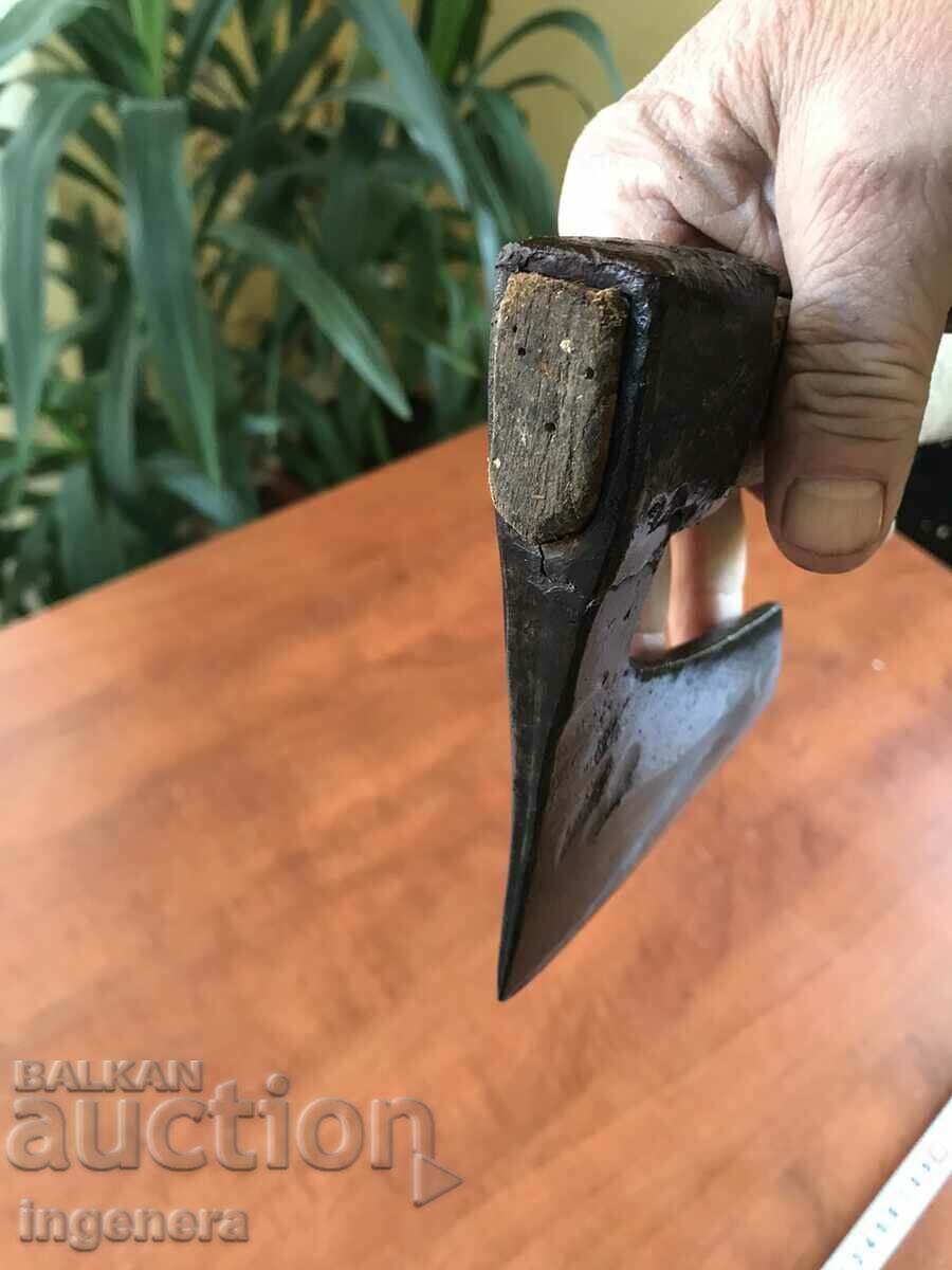 Auction AX HATCHET AX TOOL Auction AX HATCHET AX TOOL