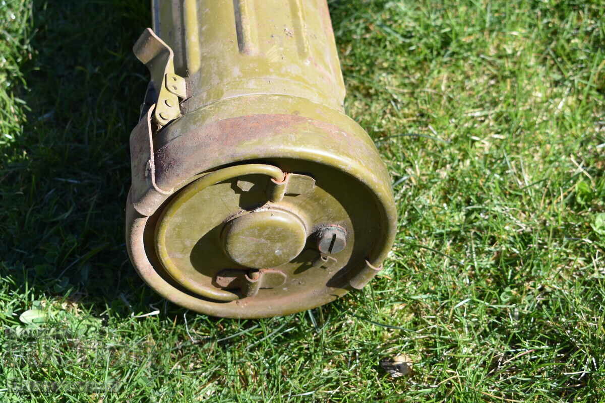 Auction Old military box Auction Old military box