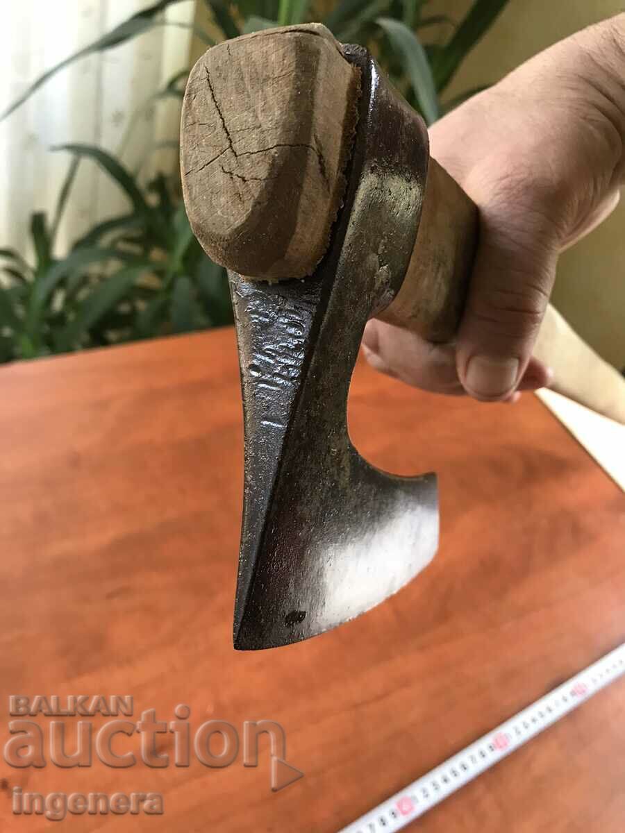 Auction  AX HATCHET AX TOOL