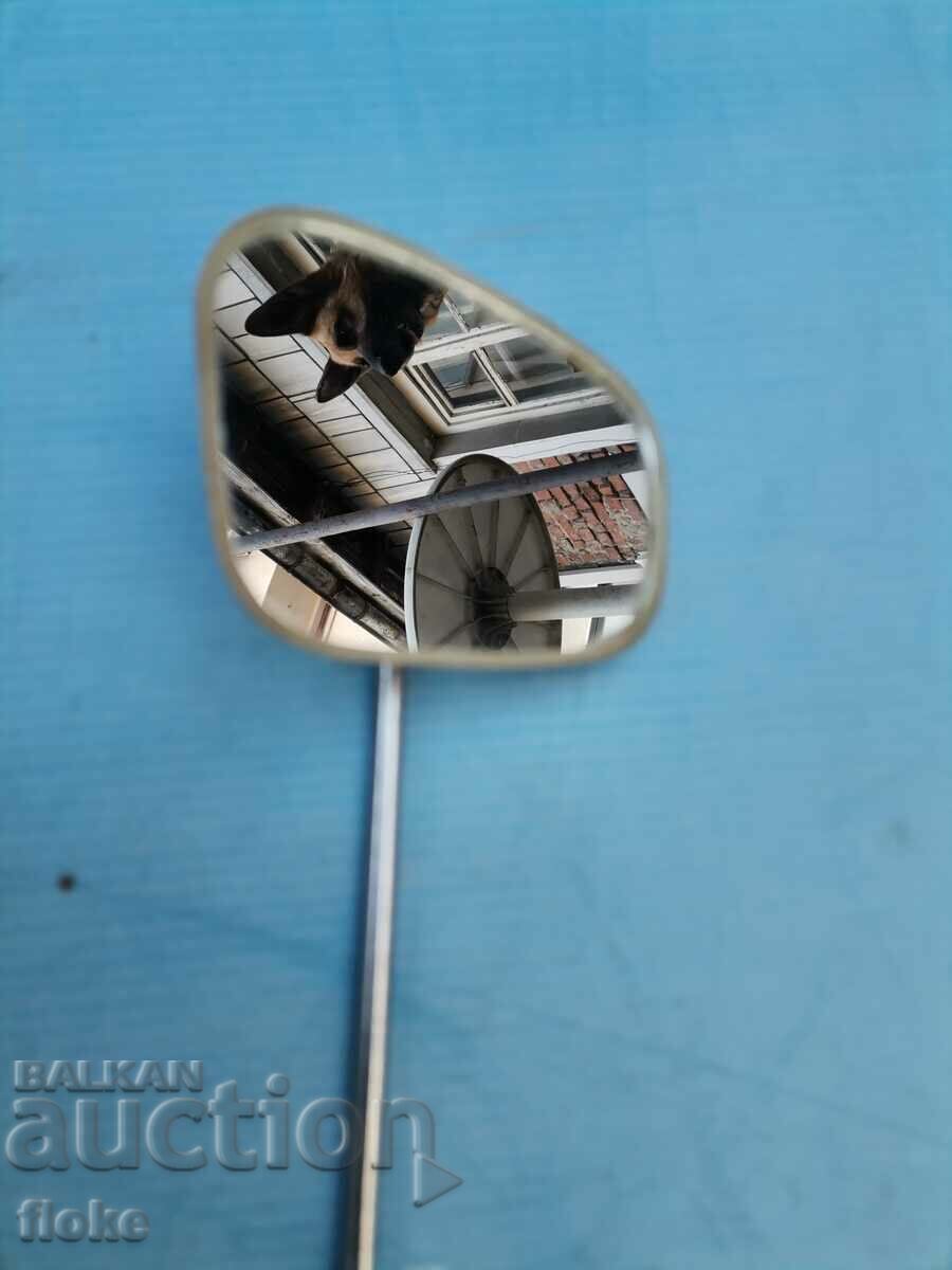 Огледало за колело с цена 5.00 лв. | € 2.56 Огледало за колело с цена 5.00 лв. | € 2.56