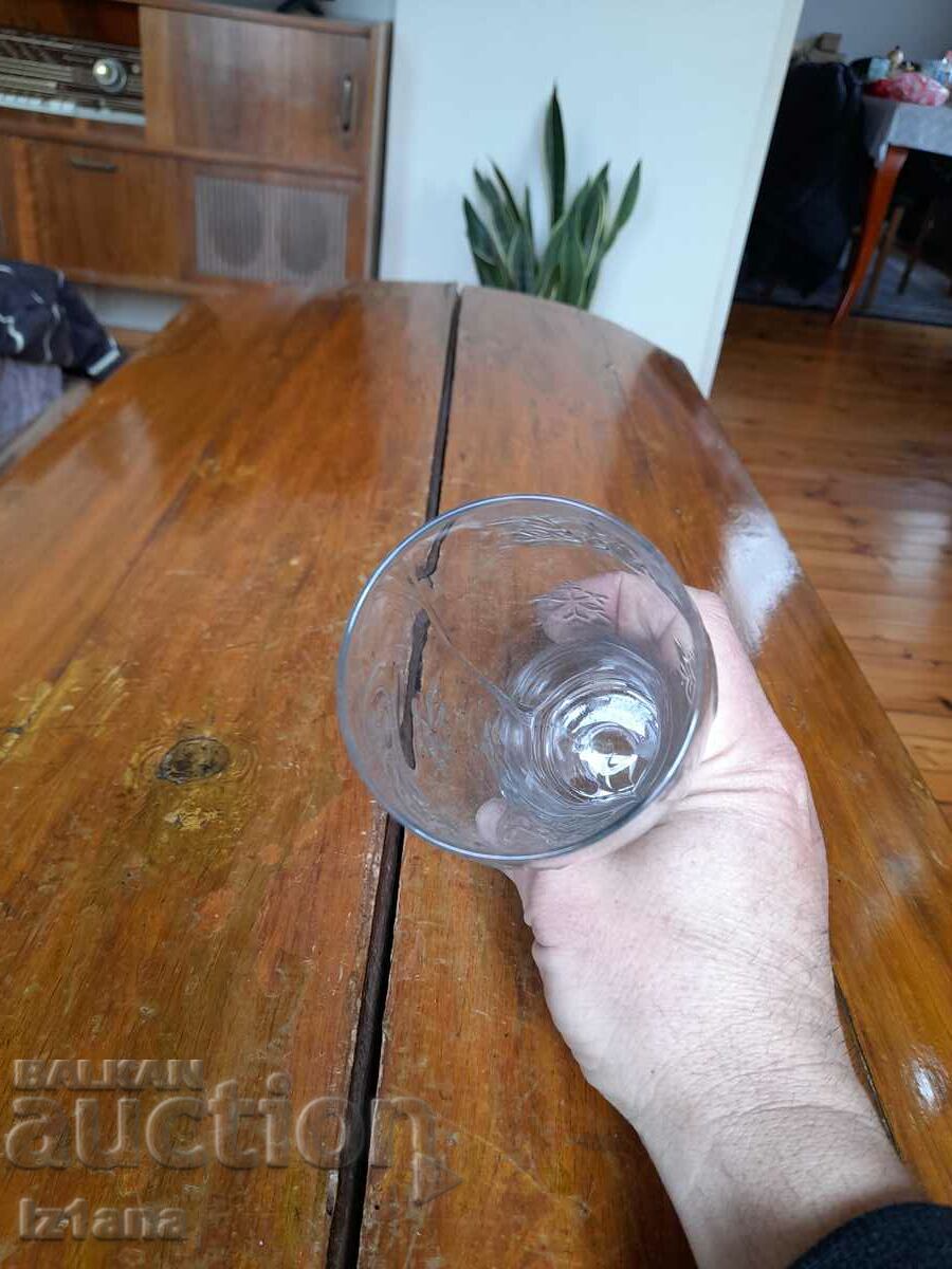 Delivery of Old glass of Coca Cola, Coca Cola Delivery of Old glass of Coca Cola, Coca Cola