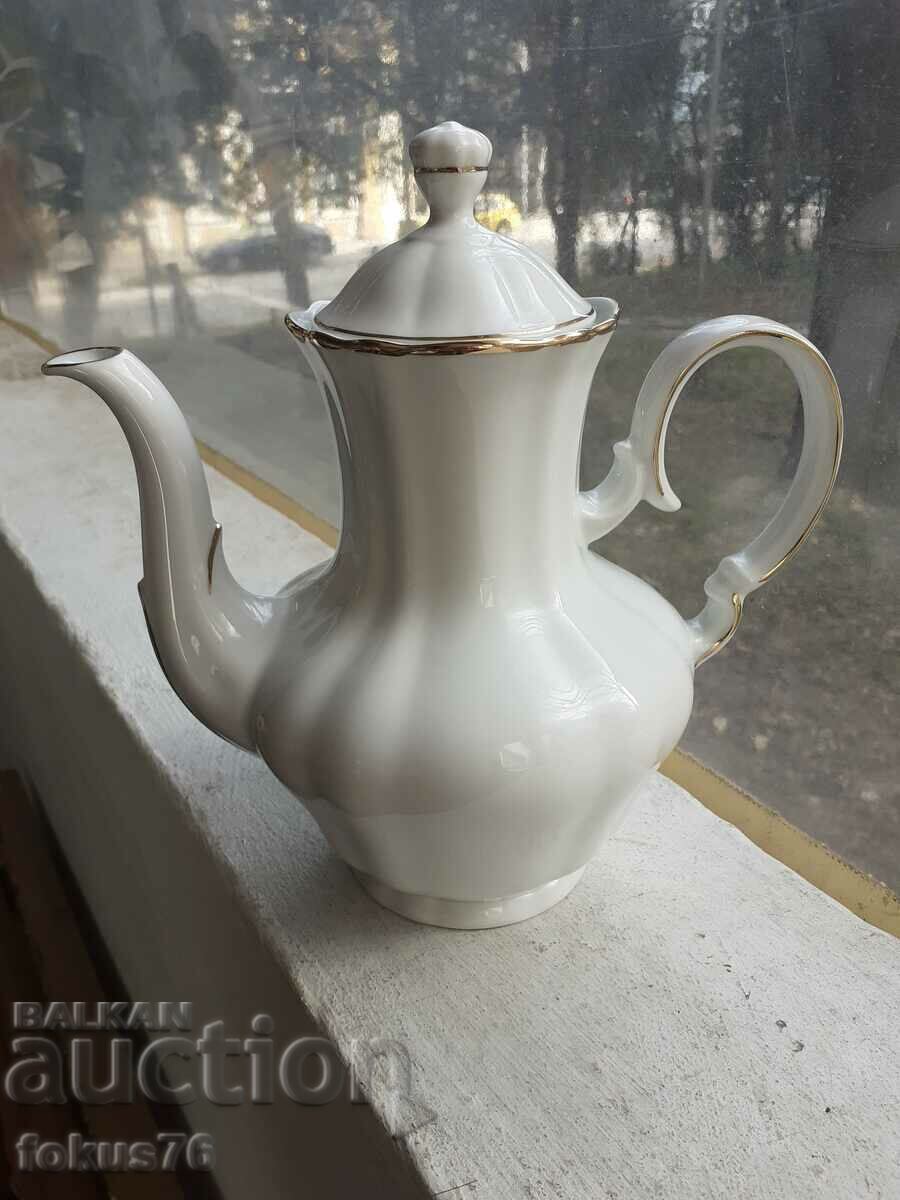 Teapot German porcelain with gold rim
