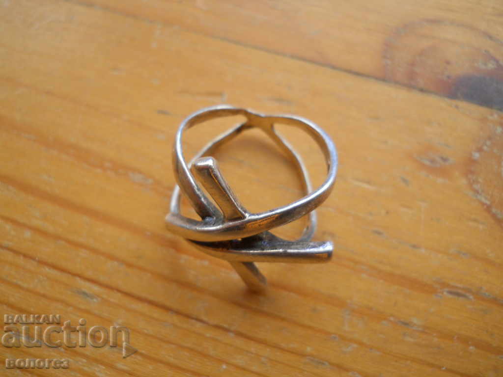 Antique silver ring with abstract design with price 20.00 BGN | € 10.23