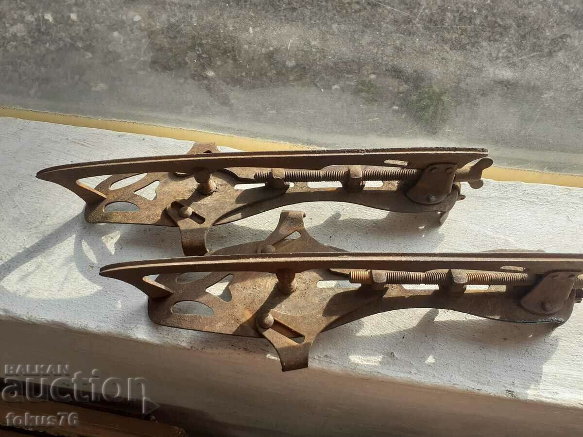 Стари маркови кънки за лед с механизъм - 5 Стари маркови кънки за лед с механизъм - 5