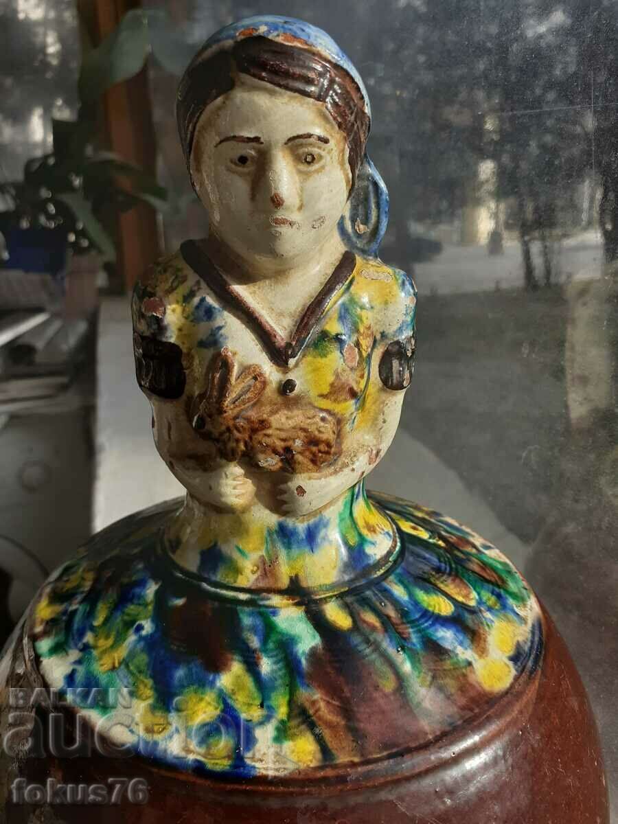Veche fată din ulcior de ceramică troiană bulgară cu un iepuraș - 5 Veche fată din ulcior de ceramică troiană bulgară cu un iepuraș - 5