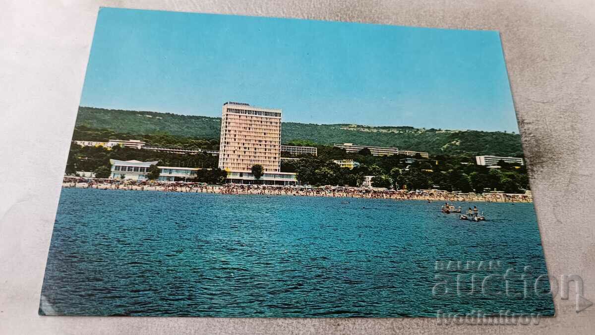 Postcard Golden Sands General view