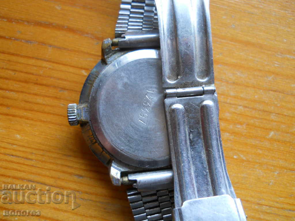 Παλαιό μοντέλο "Raketa" - λειτουργεί με τιμή 10.00 BGN | € 5.11 Παλαιό μοντέλο "Raketa" - λειτουργεί με τιμή 10.00 BGN | € 5.11